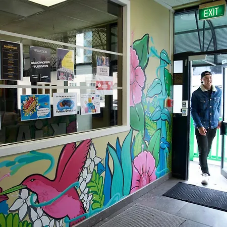 Silverfern Backpackers-3